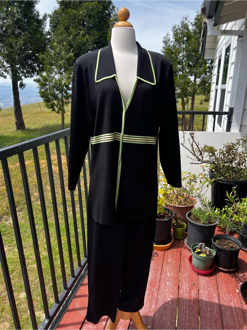 Exclusively Misook Pants & Jacket Set Women Size 1X 2Pc Set Jacket & Black Green